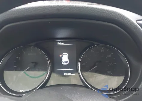 2017 Nissan Rogue S z USA, uszkodzony, nr VIN 5N1AT2MT9HC790593